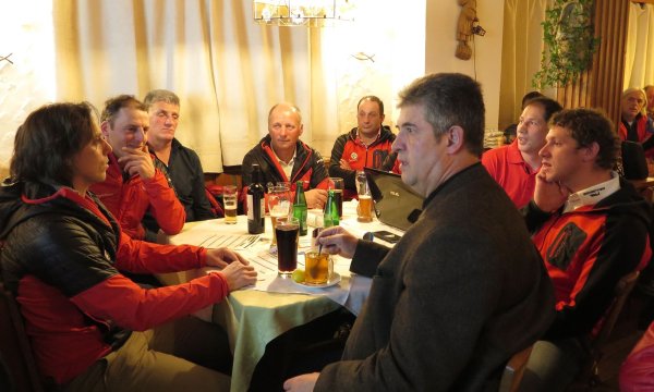 18.02.2017: Innervillgraten - JHV Gasthof Raiffeisen