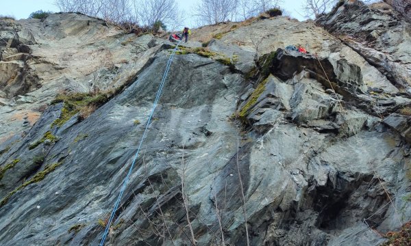 08.11.2025: Seiltechnik Schlosswand