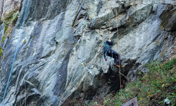 08.11.2025: Seiltechnik Schlosswand